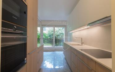 Apartment 4 rooms - image - 3
