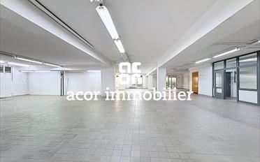 Commercial - image - 3