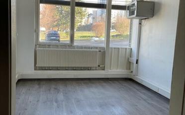 Office - image - 5