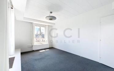 Bureau - image - 4