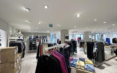 Department store - image - 4
