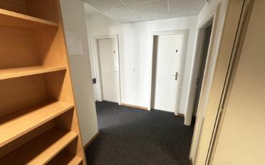 Office - image - 9