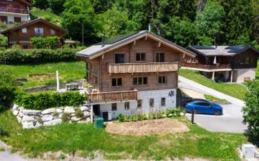 Chalet 5.5 pièces - image - 1