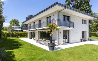 Single house 11 rooms - image - 1