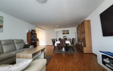 Apartment 4 rooms - image - 3