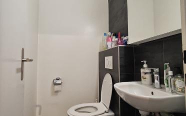 Apartment 4 rooms - image - 9