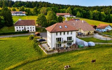 Einfamilienhaus 12 Zimmer - image - 1