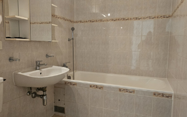 Apartment 6 rooms - image - 8