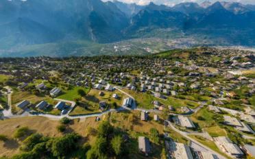 Building land - image - 3