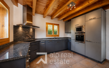 Chalet 7.5 pièces - image - 7