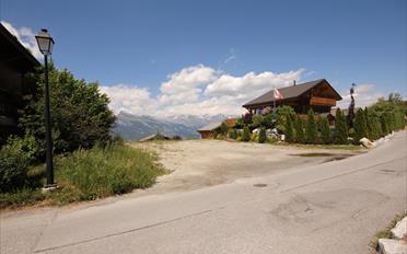 Building land - image - 3