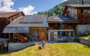 Chalet 4.5 rooms - image - 1