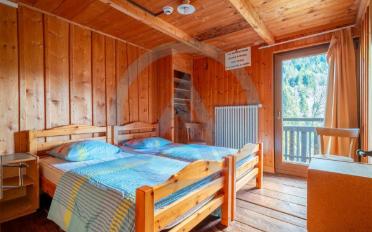 Chalet 16 rooms - image - 12