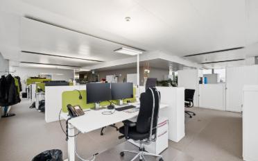 Office - image - 7
