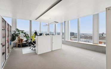 Office - image - 9