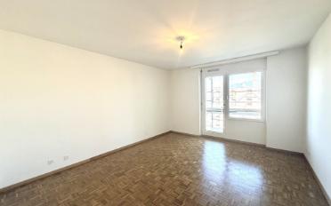 Apartment 4 rooms - image - 7