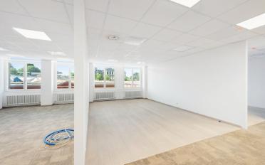 Office - image - 7