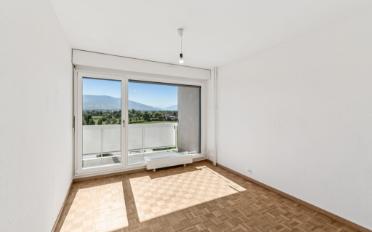 Apartment 4 rooms - image - 8