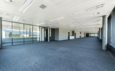Office - image - 4