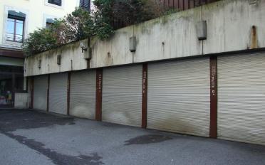 Single garage - image - 2