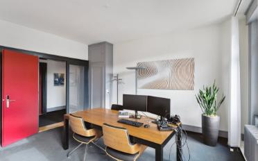 Office - image - 3
