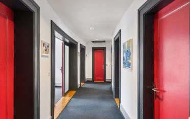 Office - image - 5