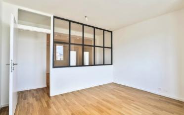 Office - image - 9