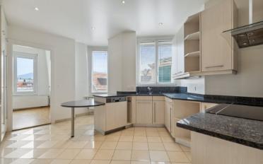 Apartment 7 rooms - image - 1