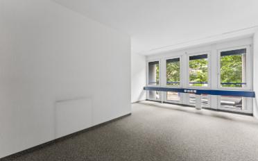Office - image - 11