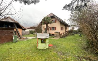 Villa 6.5 Zimmer - image - 1