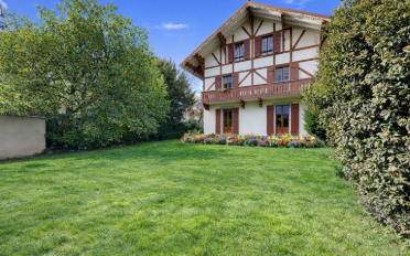 Maison 6.5 pièces - image - 1