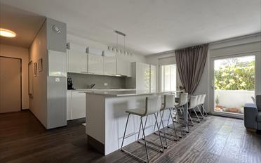 Terrace flat 5 rooms - image - 2