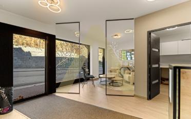 Commercial - image - 4