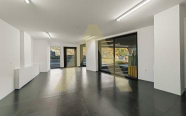Commercial - image - 2