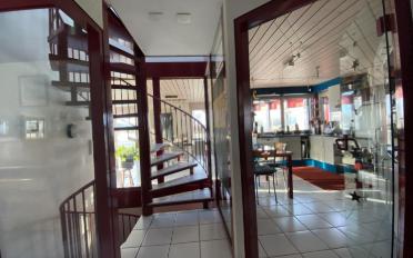 Villa - image - 8