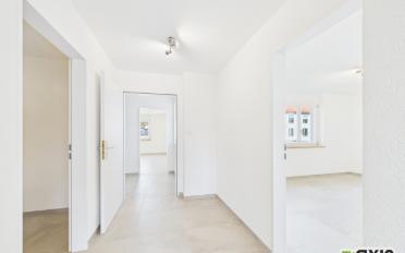 Apartment 4 rooms - image - 8