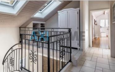 Villa 7.5 Zimmer - image - 8