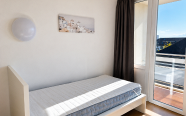 Furnished flat 1.5 rooms - image - 2
