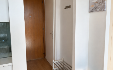 Furnished flat 1.5 rooms - image - 3