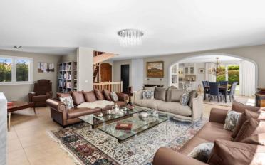 Villa 7.5 Zimmer - image - 3