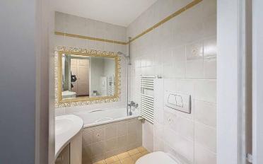Apartment 4 rooms - image - 6