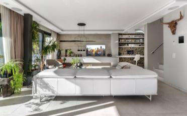 Villa 7.5 Zimmer - image - 4