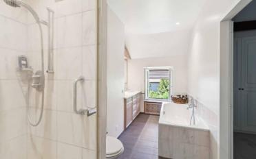 Einfamilienhaus 13.5 Zimmer - image - 7