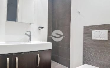 Furnished flat 6 rooms - image - 8