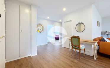 Furnished flat 6 rooms - image - 3