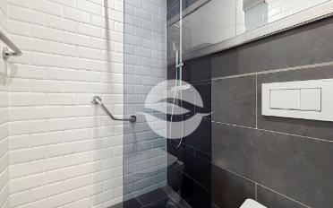 Furnished flat 6 rooms - image - 9
