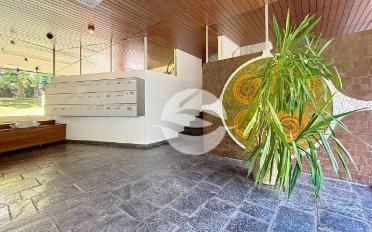 Furnished flat 6 rooms - image - 12