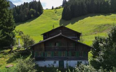 Chalet 6 pièces - image - 8