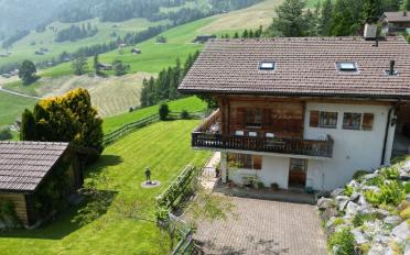 Chalet 9 Zimmer - image - 2