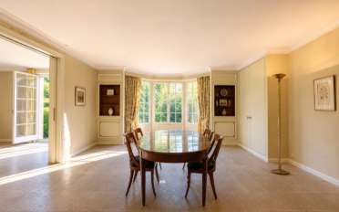Villa 14 Zimmer - image - 4